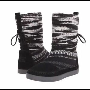 Toms Nepal Boots